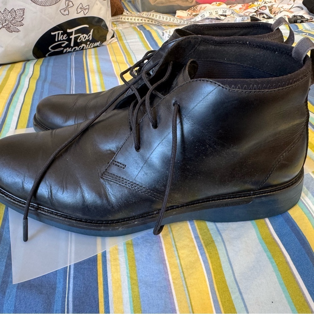 mens cole  haan grand360 black Boots 9w. not for sale